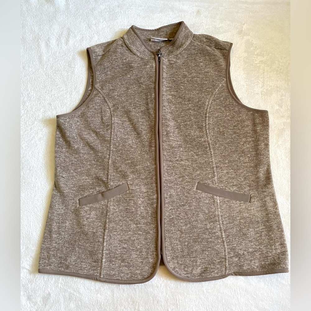 Susan Graver Size Large Beige Melange Fleece Zip Front Vest With Solid Trim